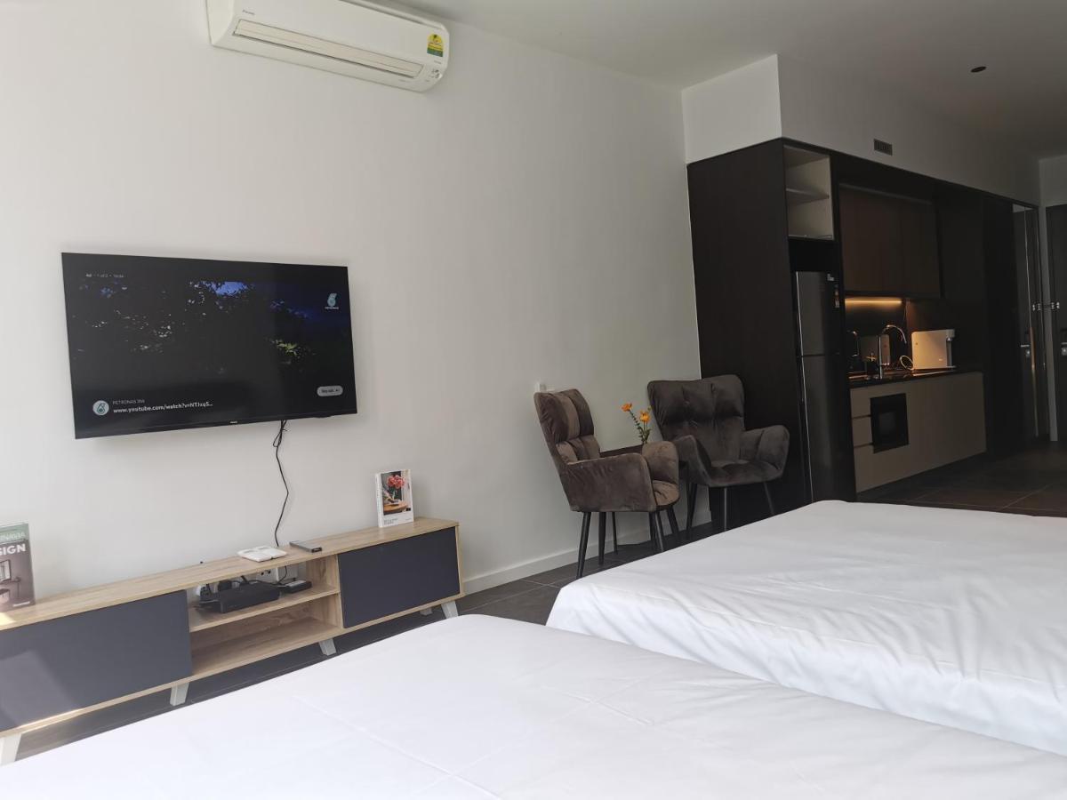 Scarletz Suites Klcc By De Harlequins Guesthouse Kuala Lumpur Exterior foto