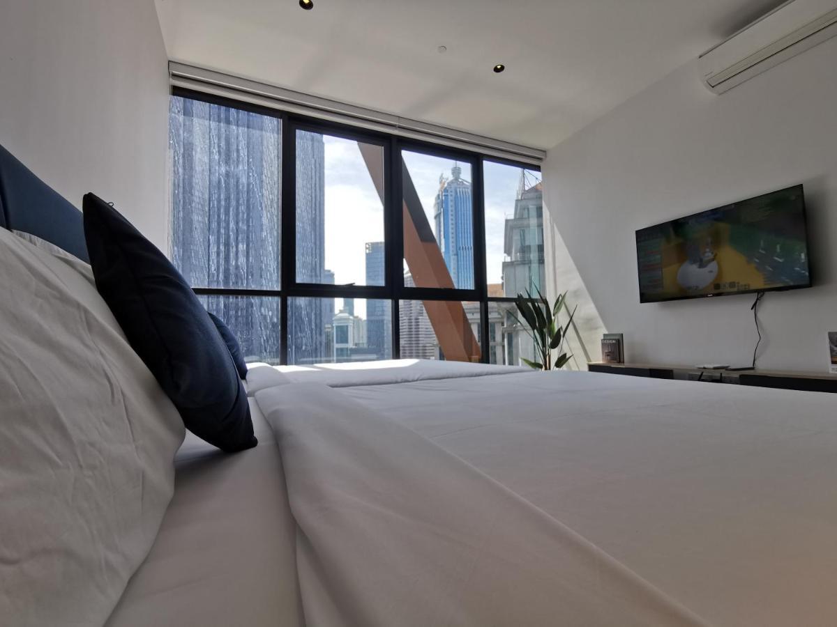 Scarletz Suites Klcc By De Harlequins Guesthouse Kuala Lumpur Exterior foto